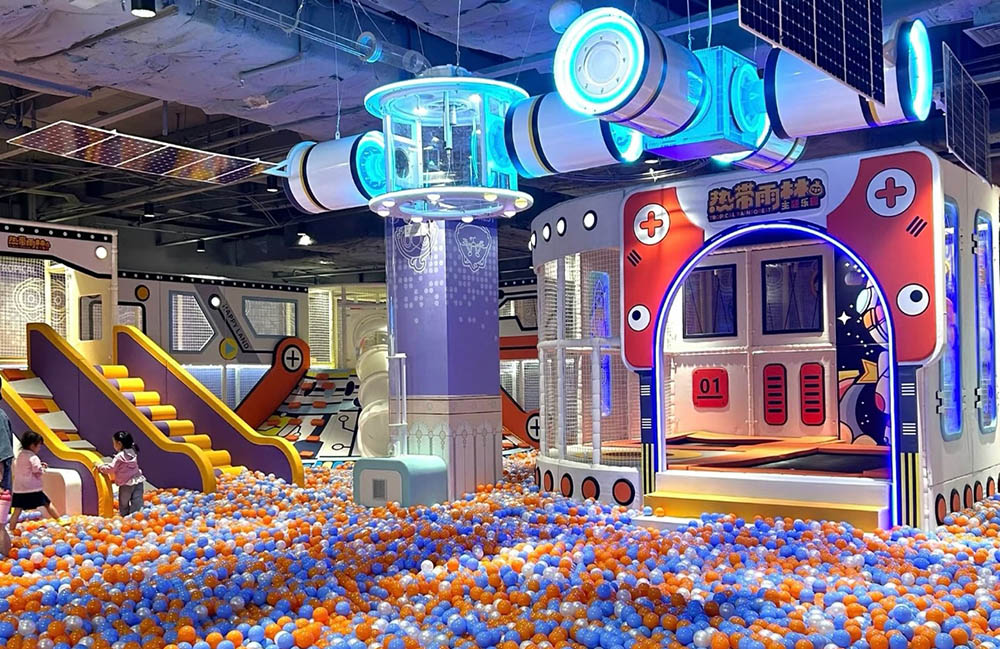 Indoor children’s playground equipment installation project